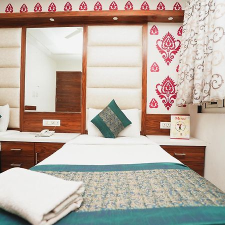 Hotel Kabir Palace Karol Bagh Nuova Delhi Esterno foto