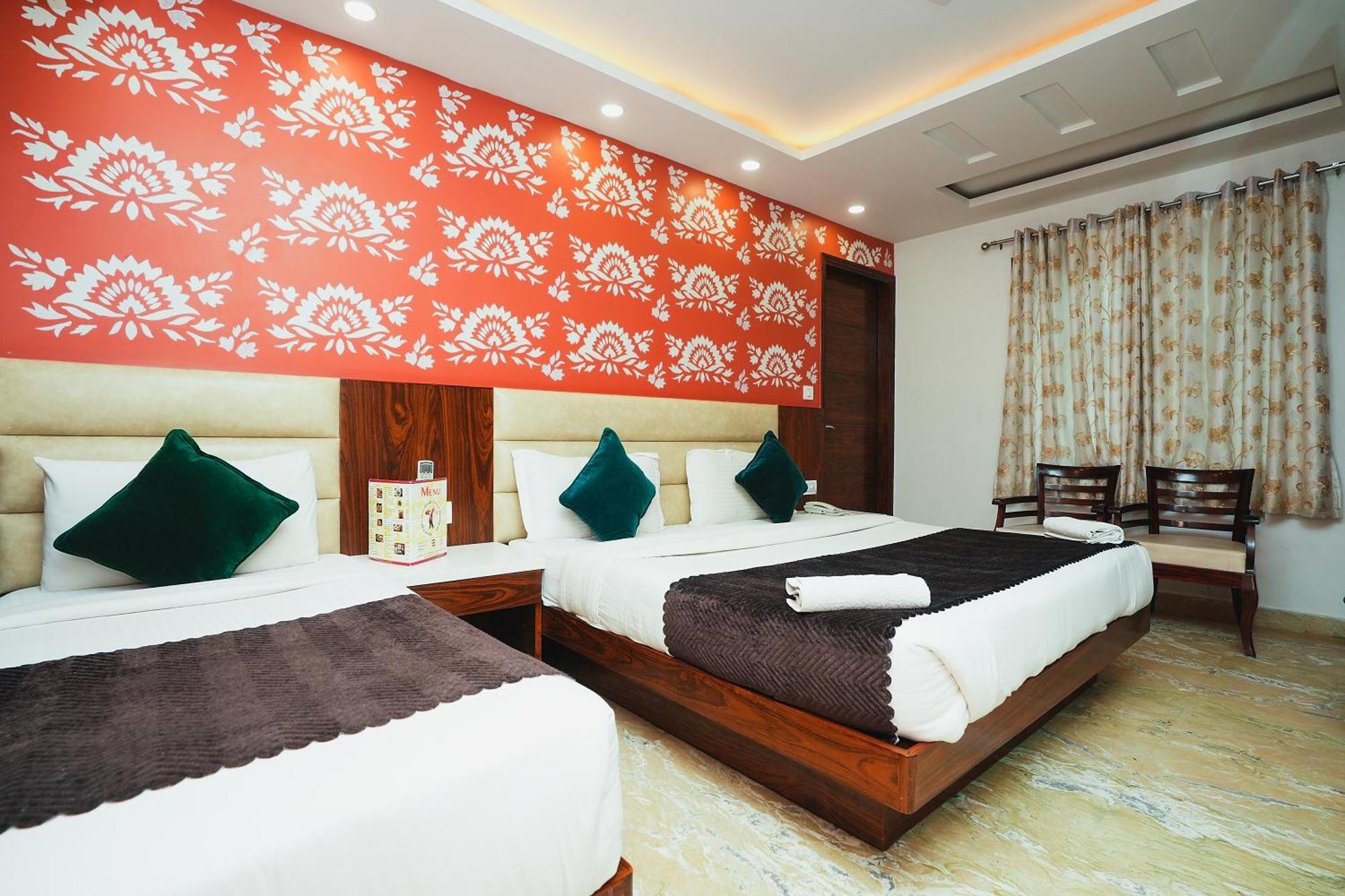 Hotel Kabir Palace Karol Bagh Nuova Delhi Esterno foto