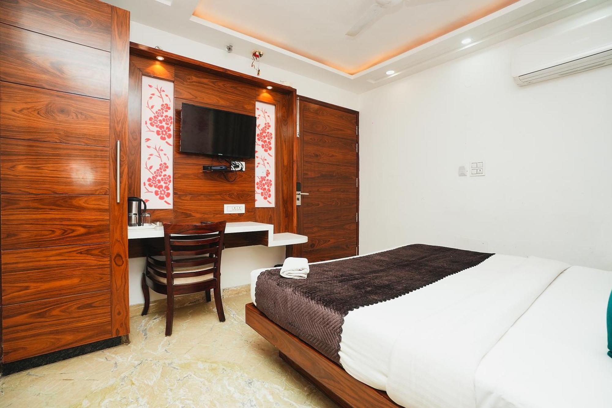 Hotel Kabir Palace Karol Bagh Nuova Delhi Esterno foto