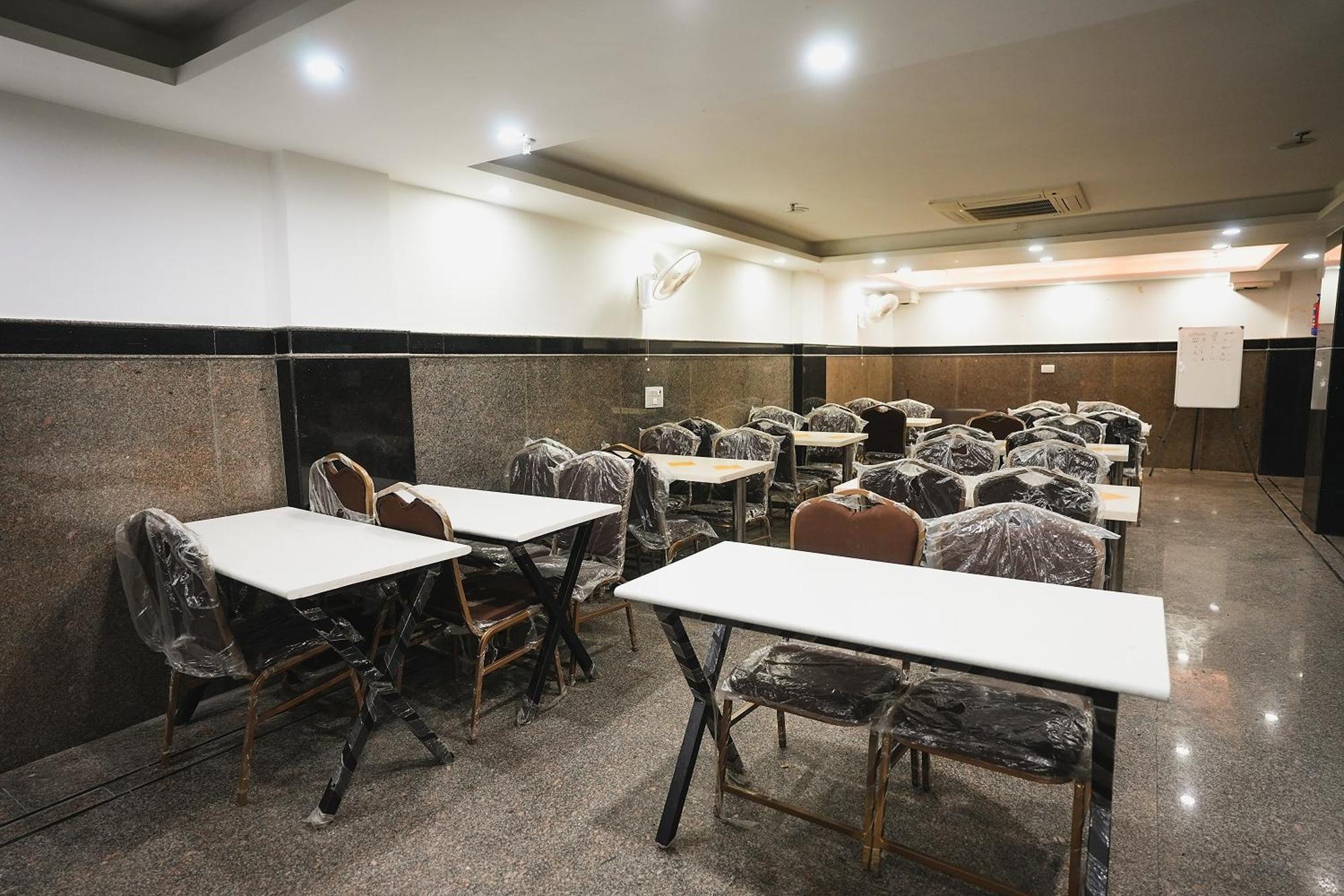 Hotel Kabir Palace Karol Bagh Nuova Delhi Esterno foto